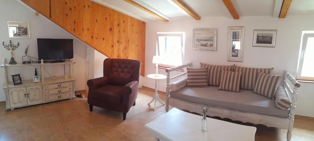 Luxury Mansarda Duplex - City Centre - Stone House Appartement Split