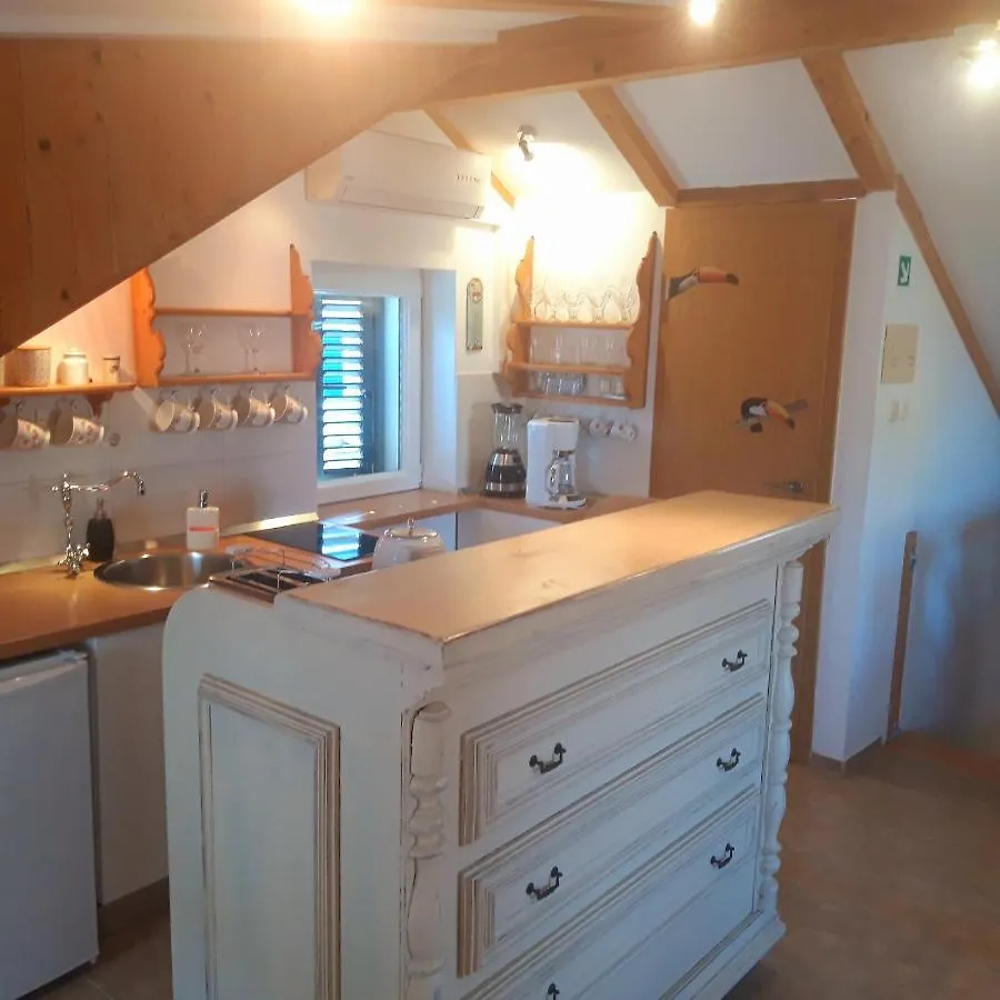 Luxury Mansarda Duplex - City Centre - Stone House 0*, Split Croatia