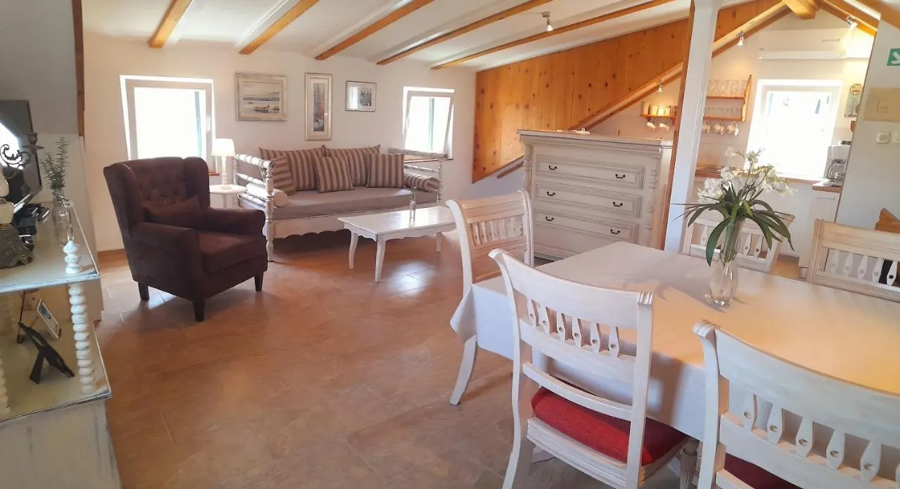 Luxury Mansarda Duplex - City Centre - Stone House Split